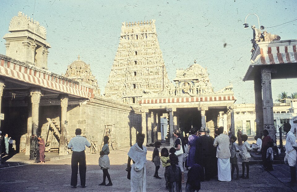 Kapaleeshwarar Temple (Photo: Wikimedia Commons contributors, CC BY-SA 4.0)